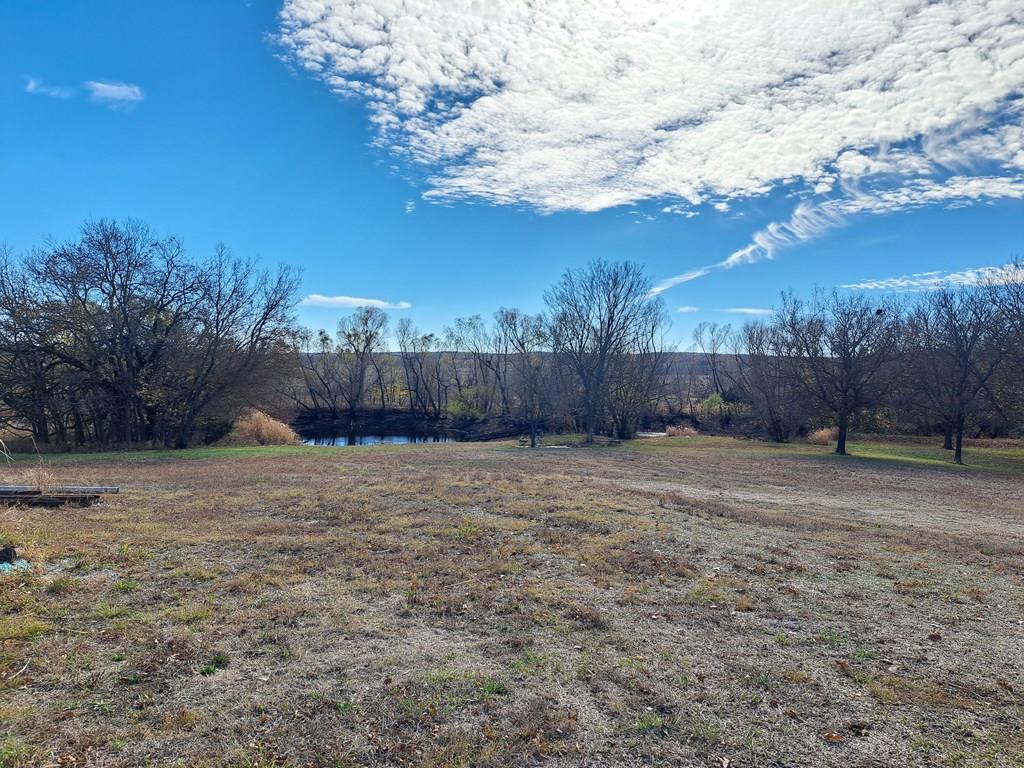 15293 850 Rd, Altoona, KS 66710