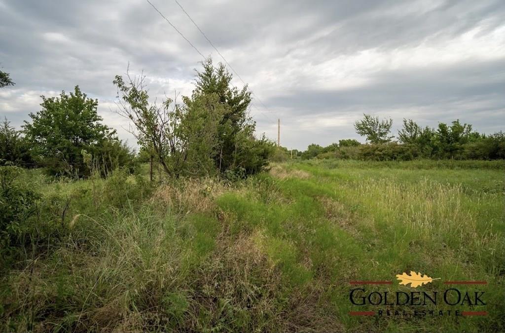 15632 Brown Rd, Chanute, KS 66720