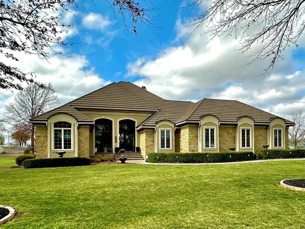 411 Hillside N/A, Chanute, KS 66720