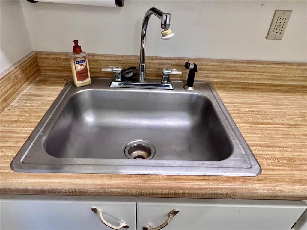 1104 Benton Rd, Coffeyville, KS 67337