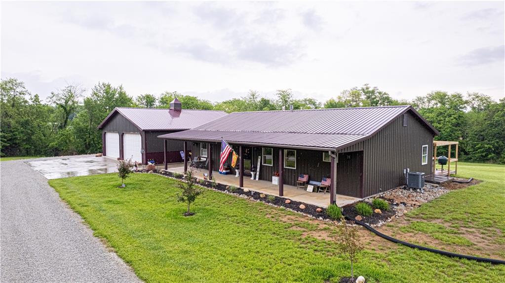 605 County Park Rd S, Easton, MO 64443