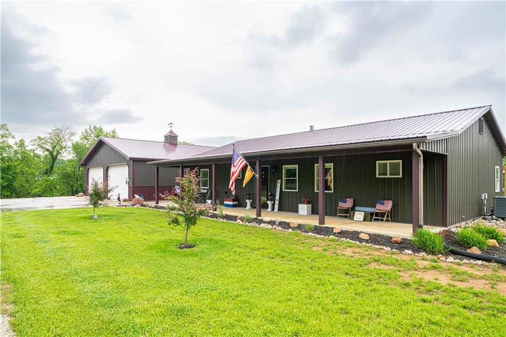 605 County Park Rd S, Easton, MO 64443