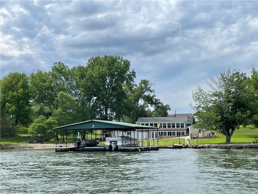 974 Lake Viking Ter, Altamont, MO 64620