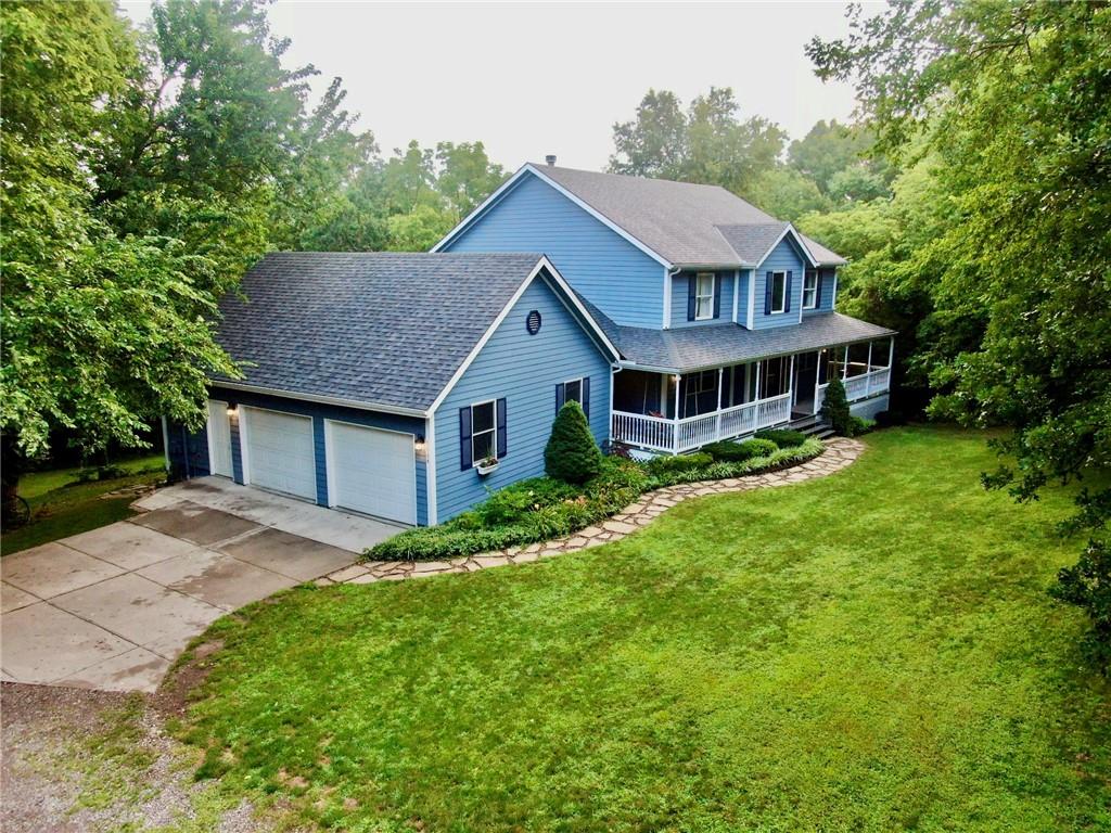 5934 Oak Grove Rd, Kansas City, KS 66106