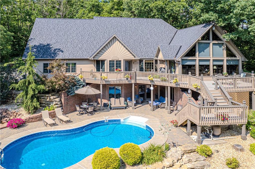15317 Chinnereth Est, Savannah, MO 64485