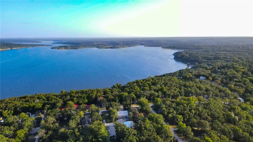 22685 Ole Camp Trl, Wheatland, MO 65779