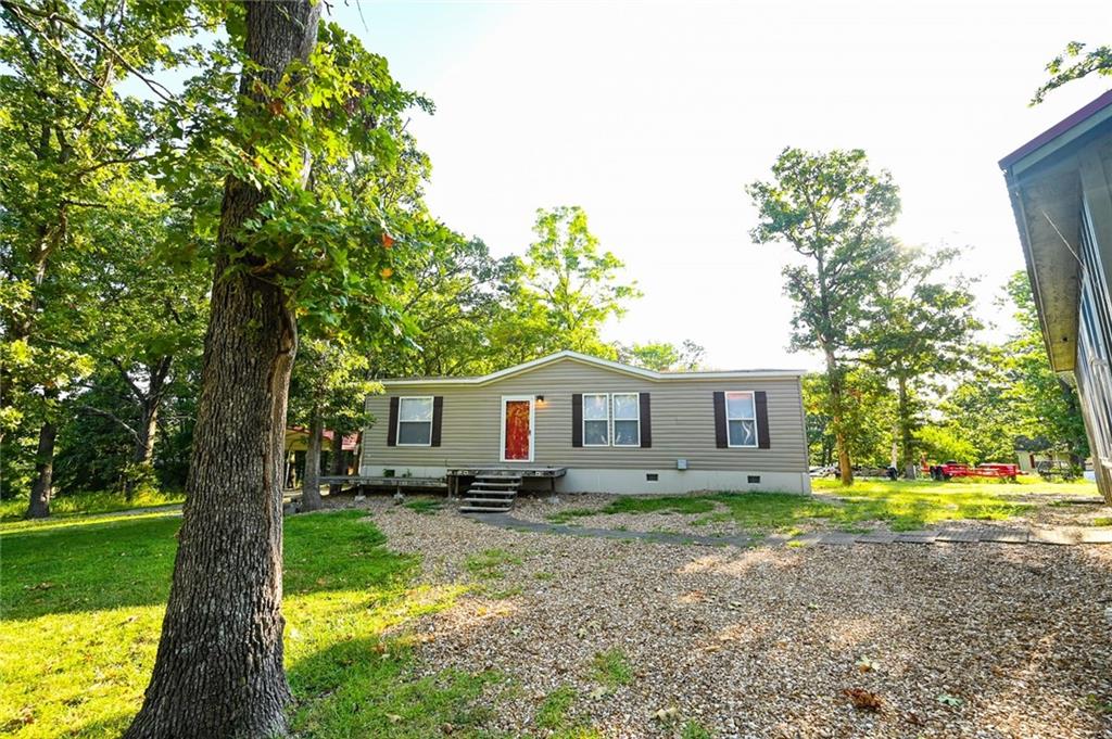 22685 Ole Camp Trl, Wheatland, MO 65779
