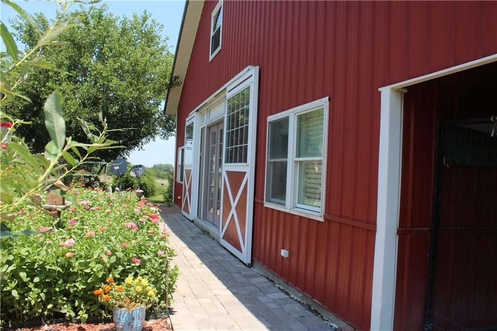 11464 130 St, Valley Falls, KS 66088