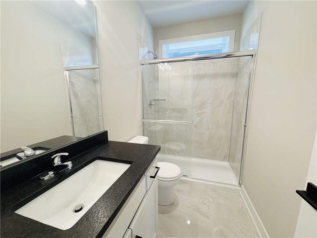 18000 N Peach Blossom Dr, Platte City, MO 64079