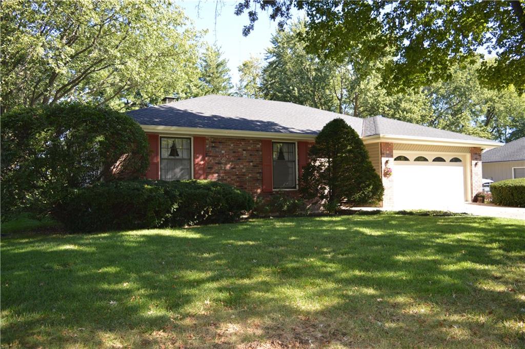 3513 Emerald Ln, Country Club, MO 64506