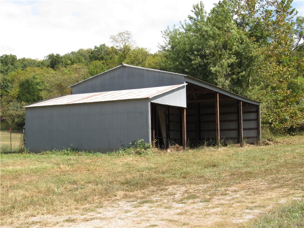 14991 County Road 410 Rd, Amazonia, MO 64421