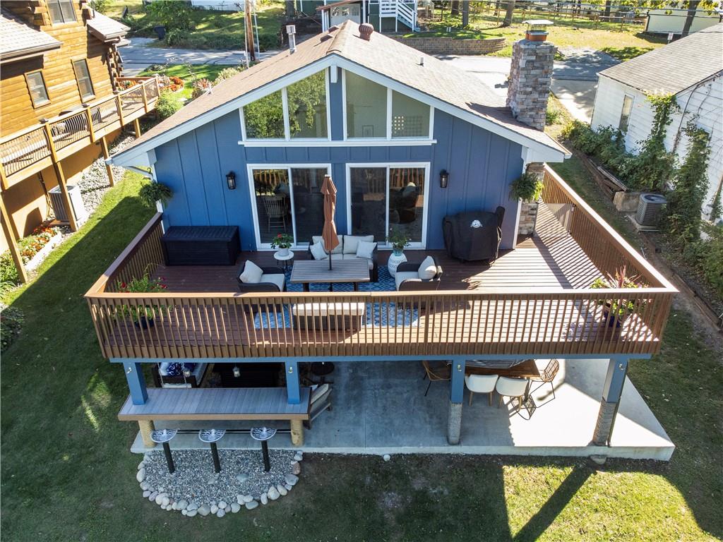 78 Beach Dr, Lake Tapawingo, MO 64015