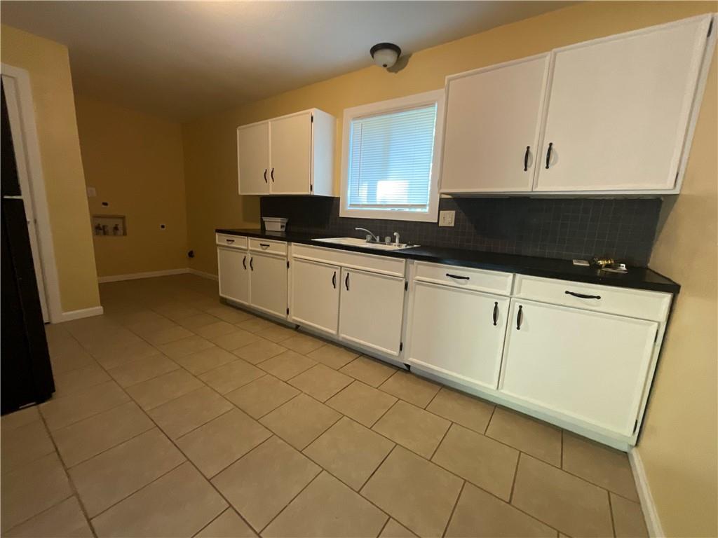 1219 Stratford Pl, Neosho, MO 64850