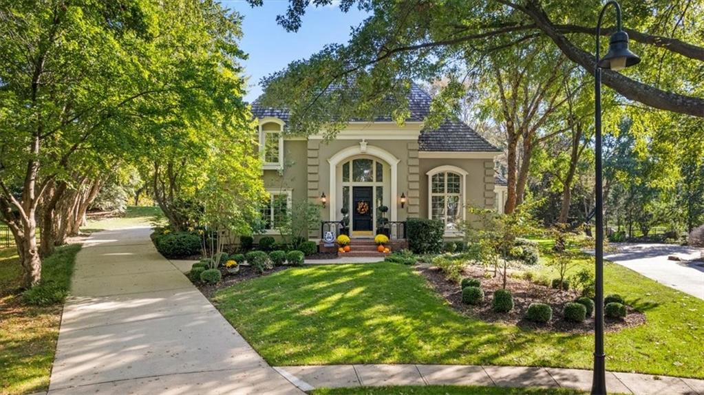 2645 W 118th Ter, Leawood, KS 66211
