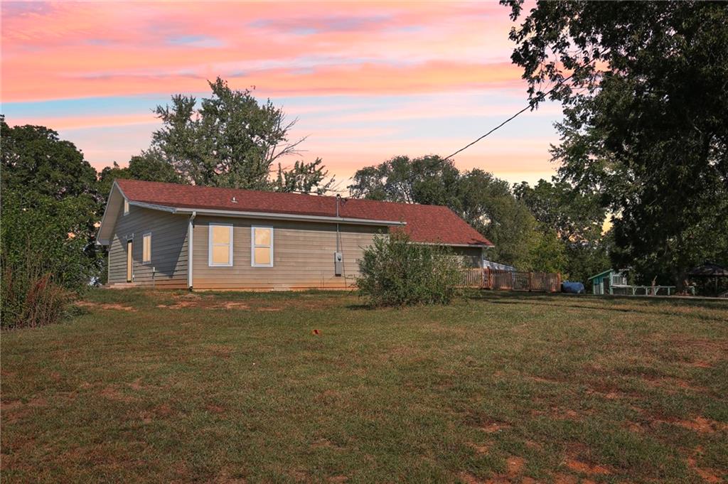 825 SE State Route 13 Hw, Leeton, MO 64761