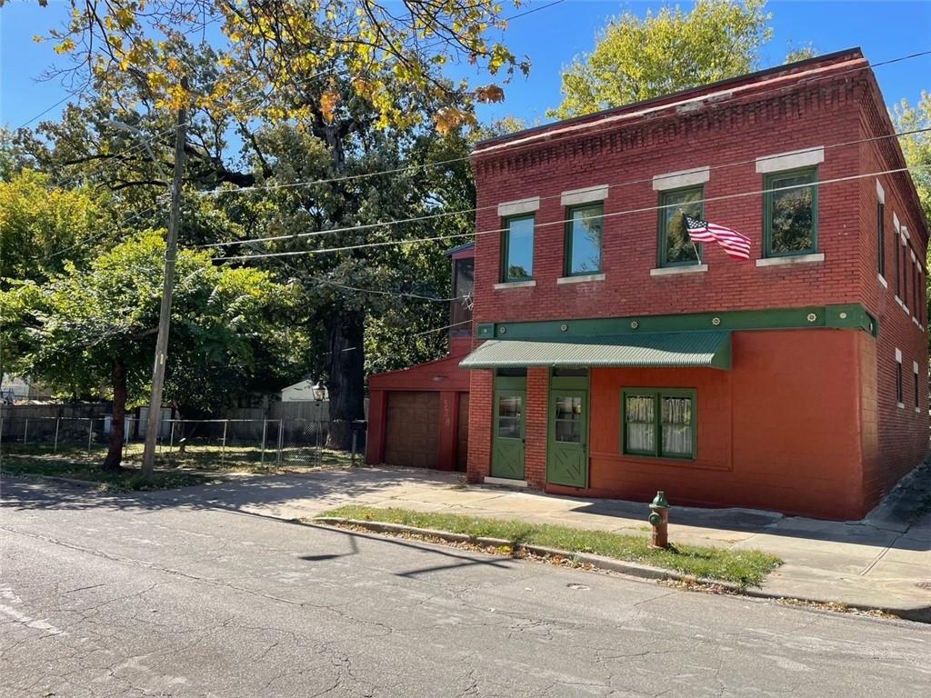 328 Monroe St, Kansas City, MO 64124