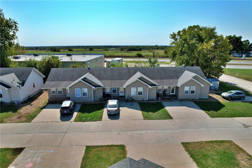 1463 - 1465 Airpark Rd, Sedalia, MO 65301