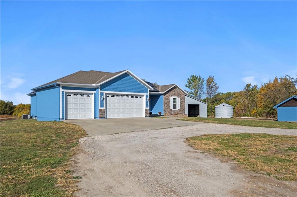26780 W 191st St, Gardner, KS 66030
