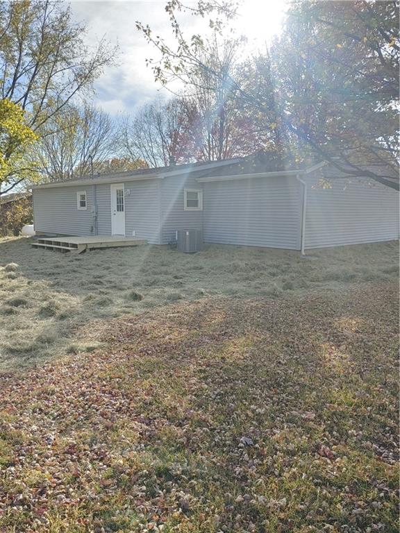 708 Simons St, Lecompton, KS 66050