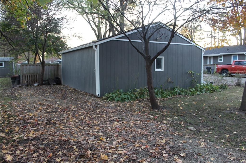 511 Main St, Perry, KS 66073
