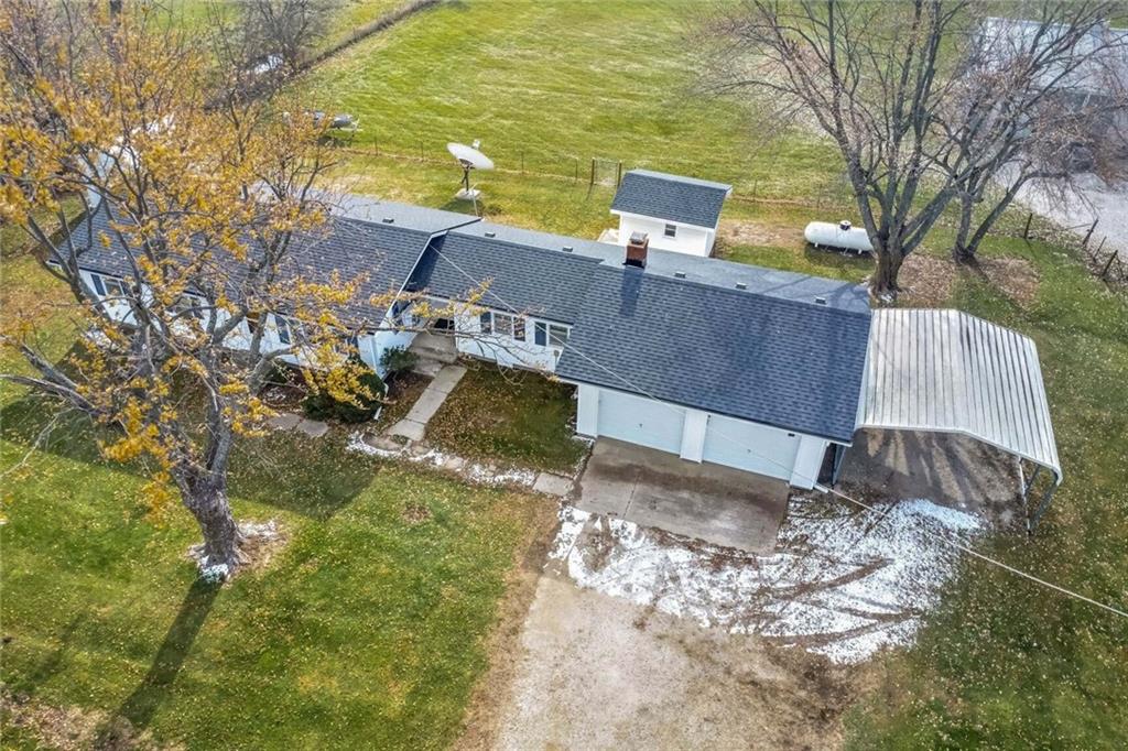 11155 W 223rd St, Bucyrus, KS 66013