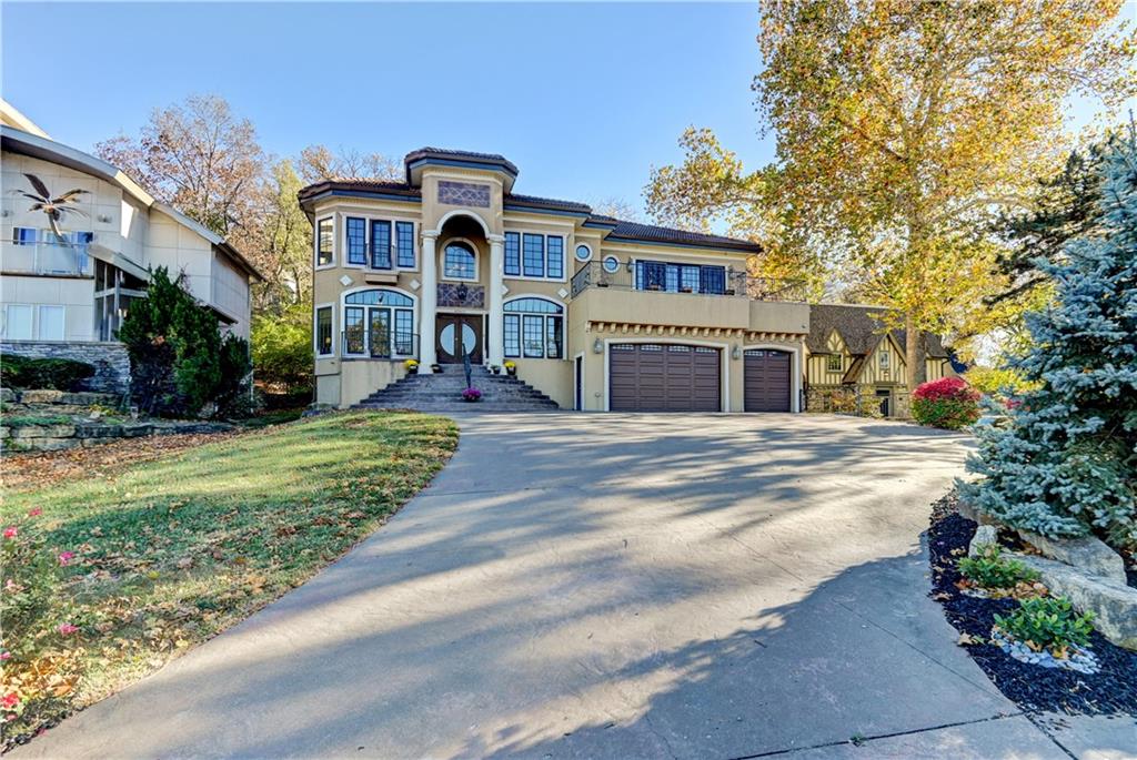 4943 Ward Pw, Kansas City, MO 64112