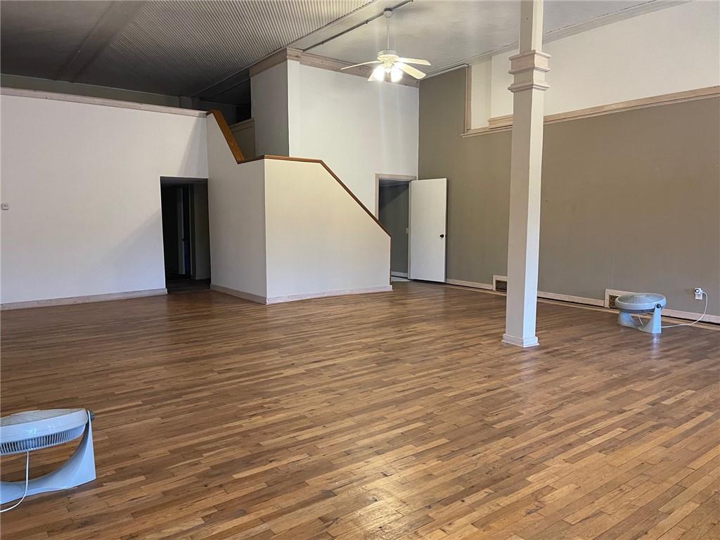 616 Oak St, Lathrop, MO 64465