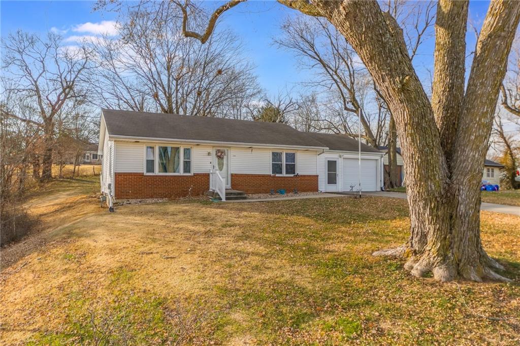 124 Almond St, Platte City, MO 64079