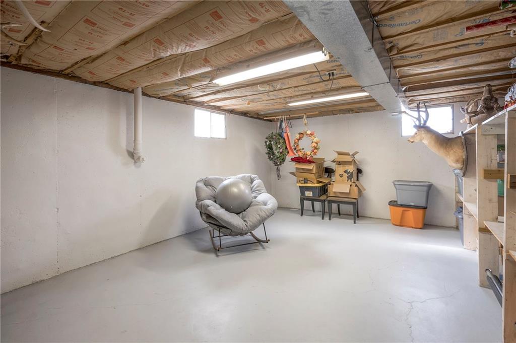 28755 W 215th St, Gardner, KS 66030