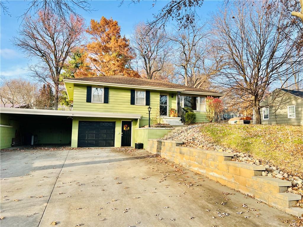 11 Belgrade Rd, Country Club, MO 64505