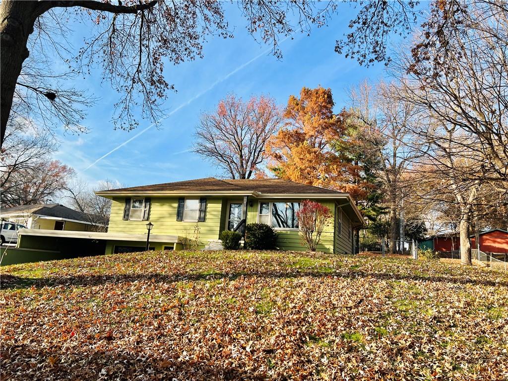 11 Belgrade Rd, Country Club, MO 64505