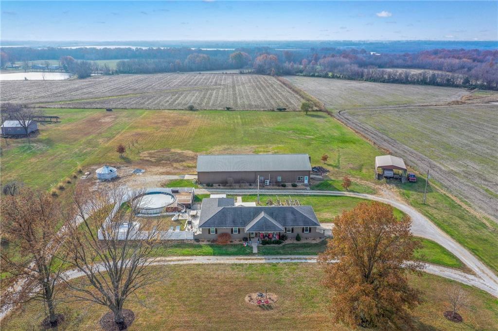 74 SW 450 Rd, Clinton, MO 64735