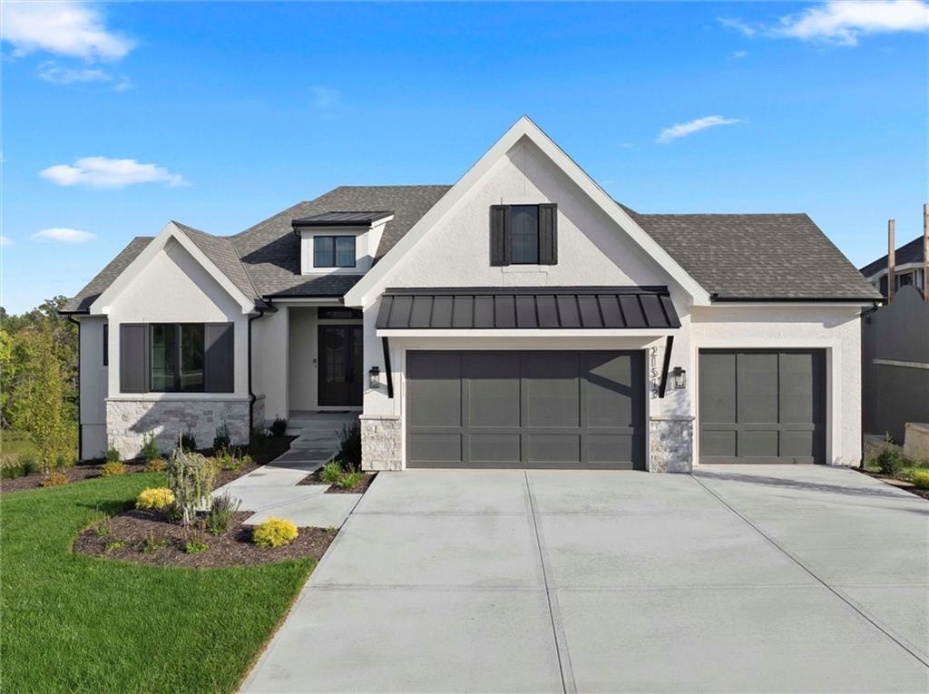 21513 W 80th Ter, Shawnee, KS 66220