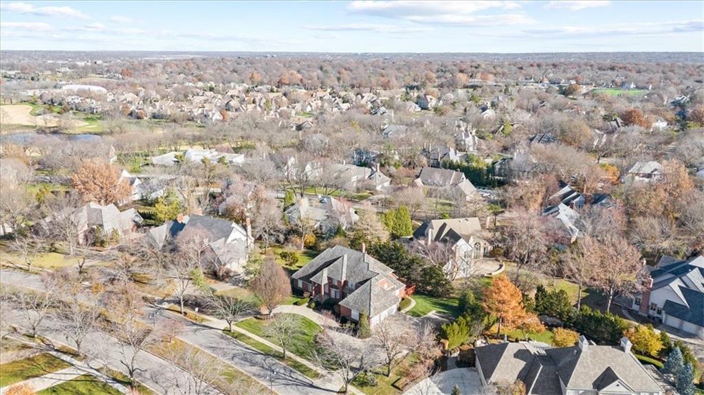11717 Brookwood Ave, Leawood, KS 66211