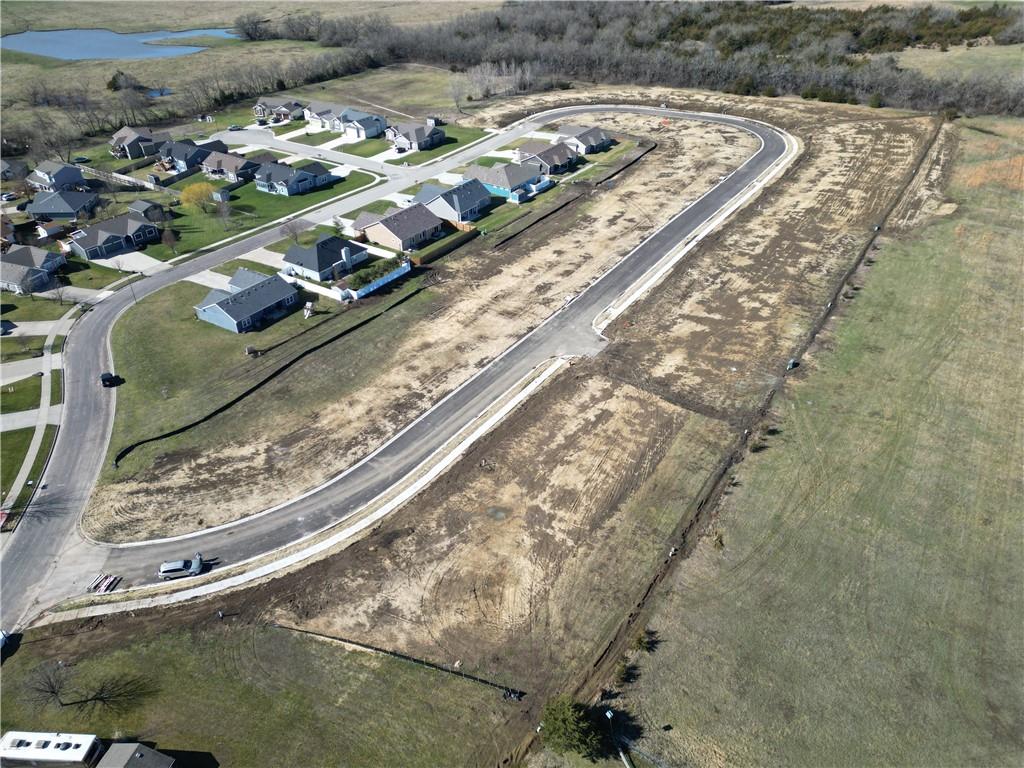 Lot 3 Block 2 Bluestem Cir, Baldwin City, KS 66006