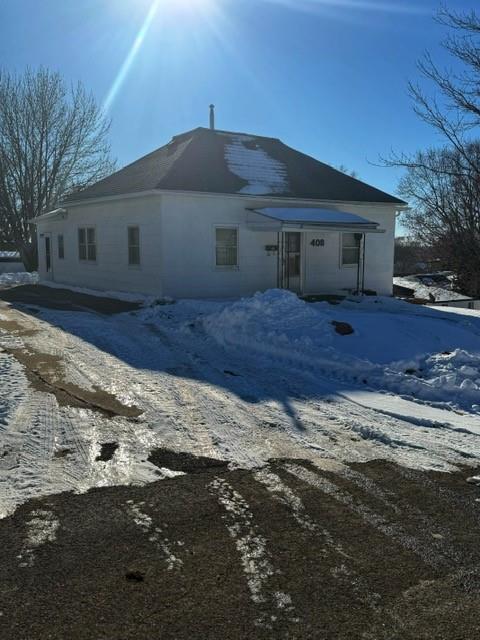 408 Gillis St, Mound City, MO 64470