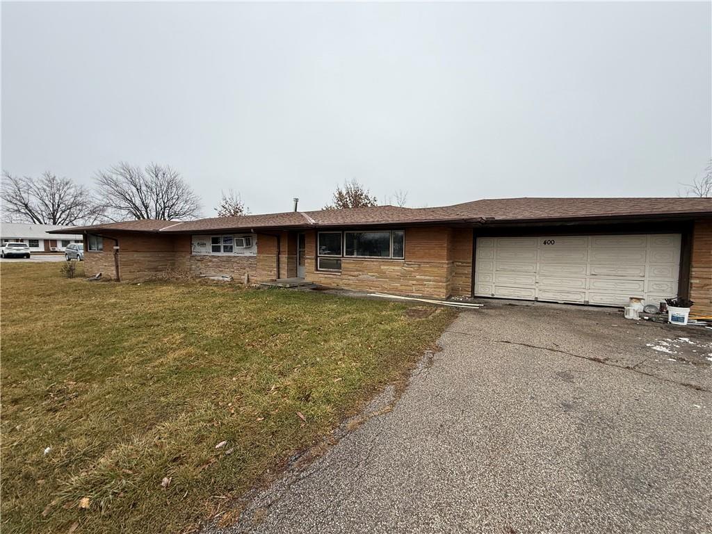 400 Meade St, Grant City, MO 64456