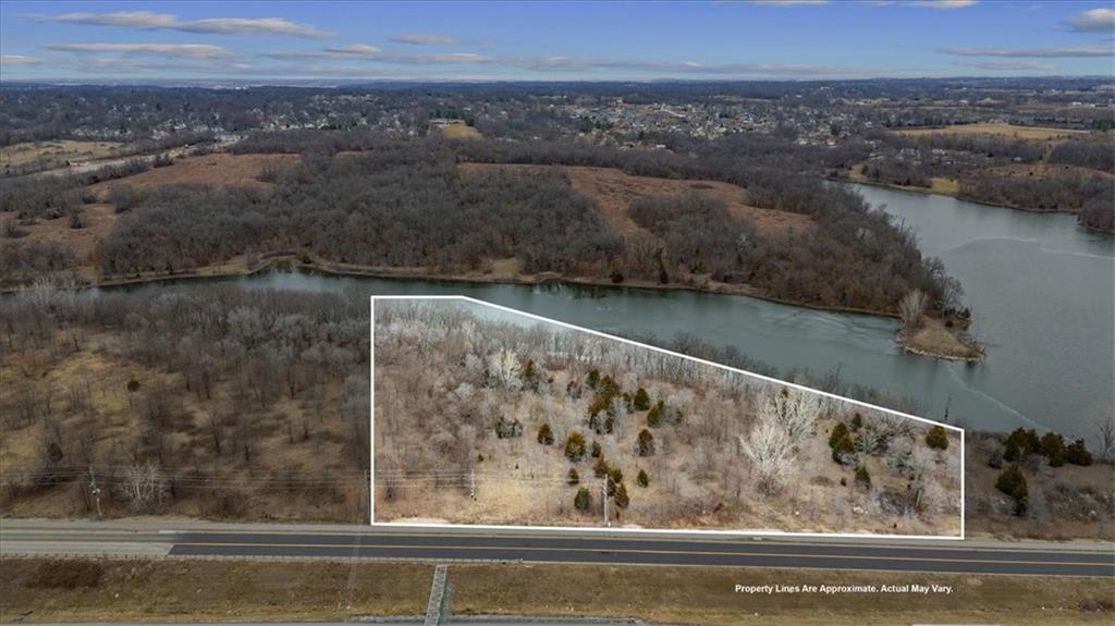 Jefferson St, Blue Springs, MO 64014