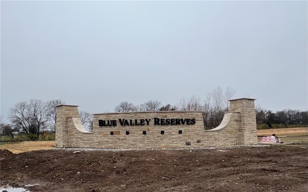20110 Granada St, Stilwell, KS 66085