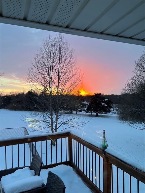 21400 Oakleaf Dr, Bucyrus, KS 66013