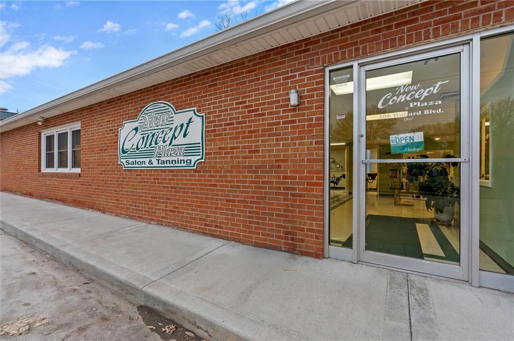306 Wollard Blvd, Richmond, MO 64085