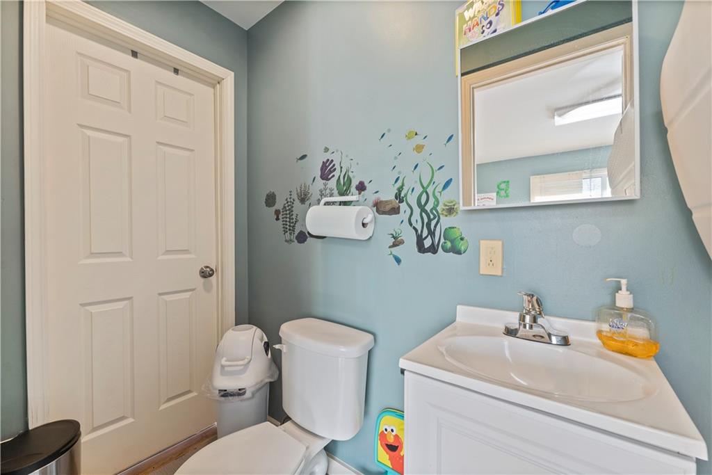 7607 Raytown Rd, Raytown, MO 64138