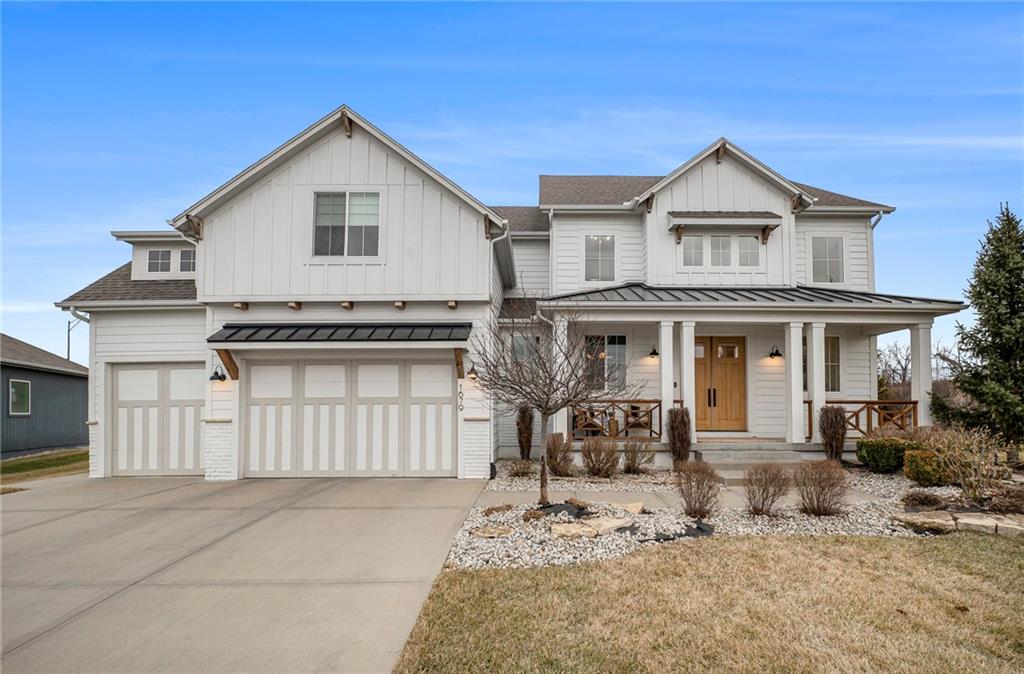 1679 Homestead Pl, Liberty, MO 64068