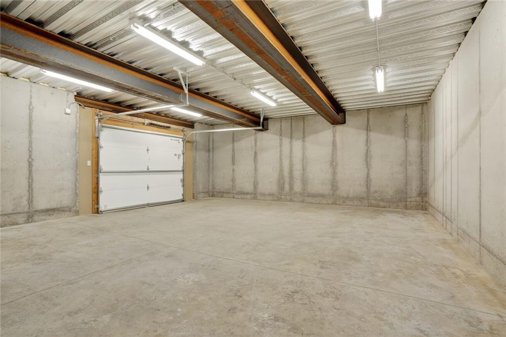 7410 NW Pampas Ln, Parkville, MO 64152