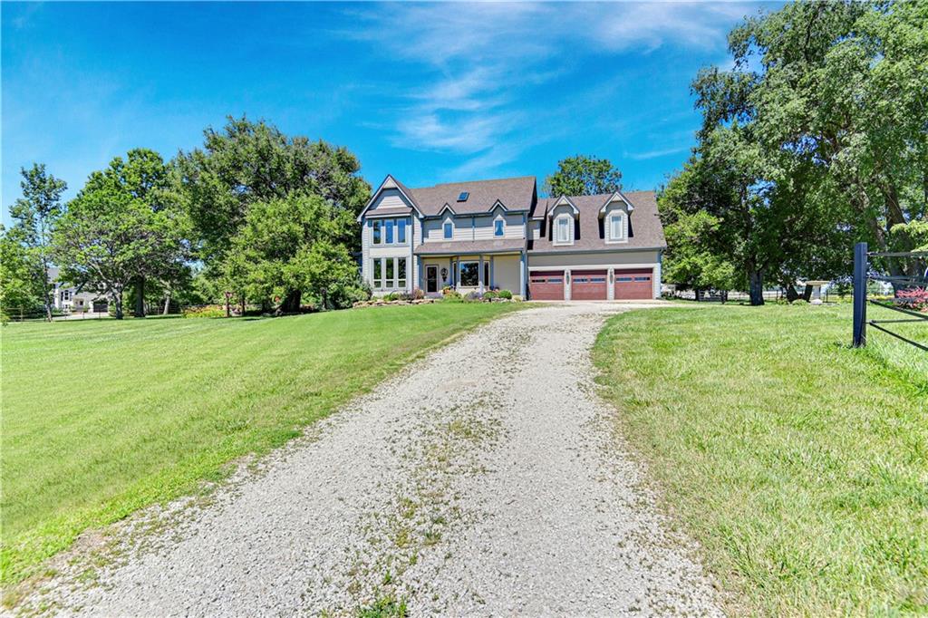 23700 Quivira Rd, Bucyrus, KS 66013