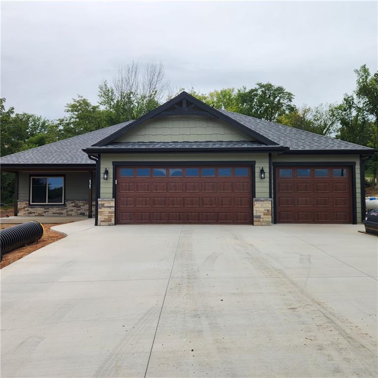 6365 Crescent Rim Dr, Ozawkie, KS 66070