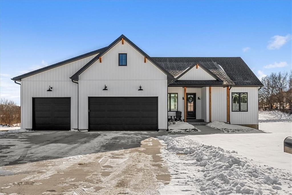 19061 Millstone Ter, St Joseph, MO 64505