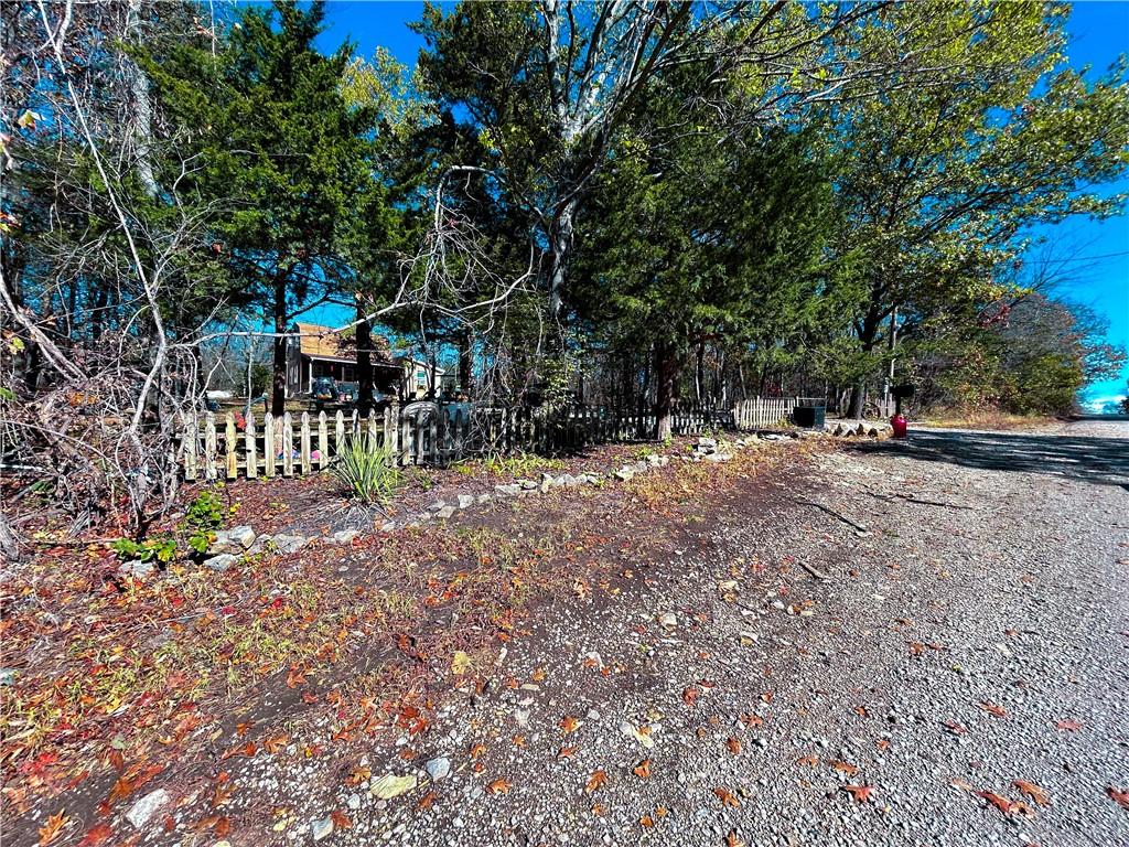61 Wood Dr, Mound City, KS 66056