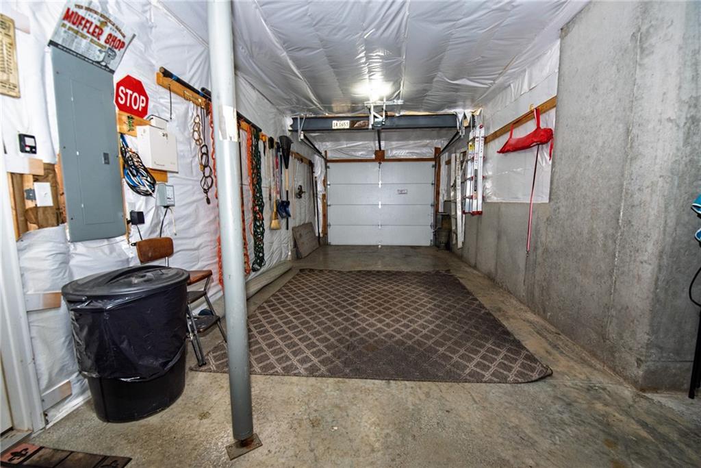 922 NW 1721st Rd, Bates City, MO 64011
