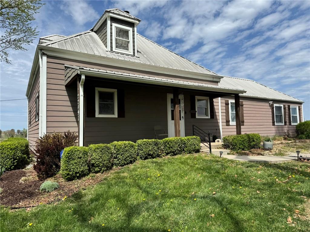 22497 Metcalf Rd, Bucyrus, KS 66013
